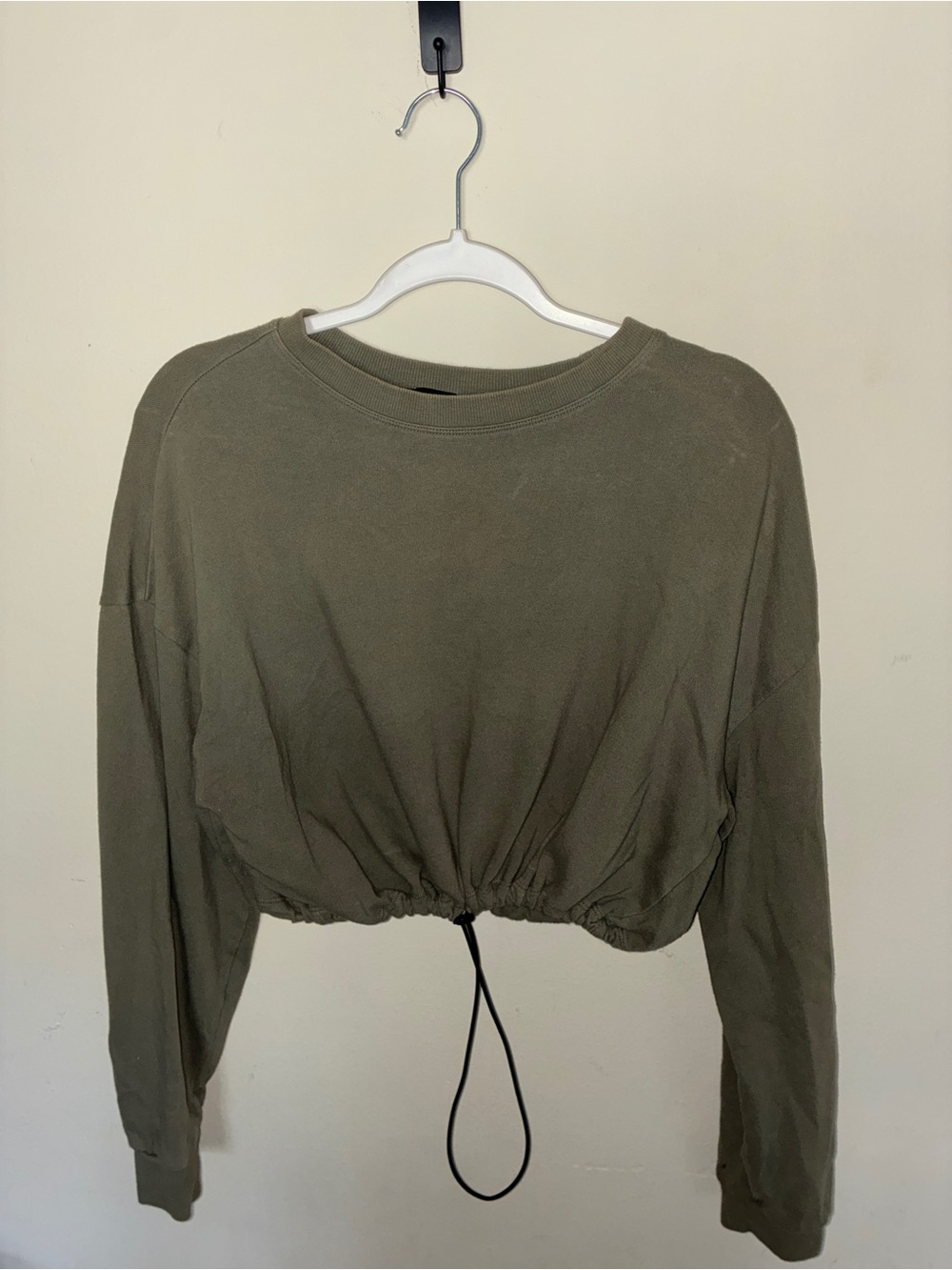 Forever 21 Women's Olive Cropped  Drawstring Sweatshirt